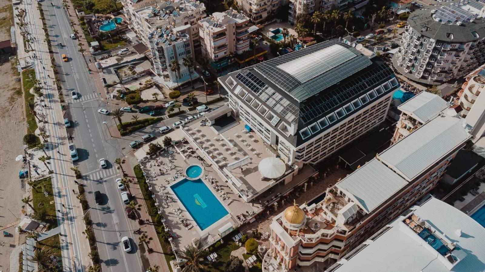 White Gold & Hotel